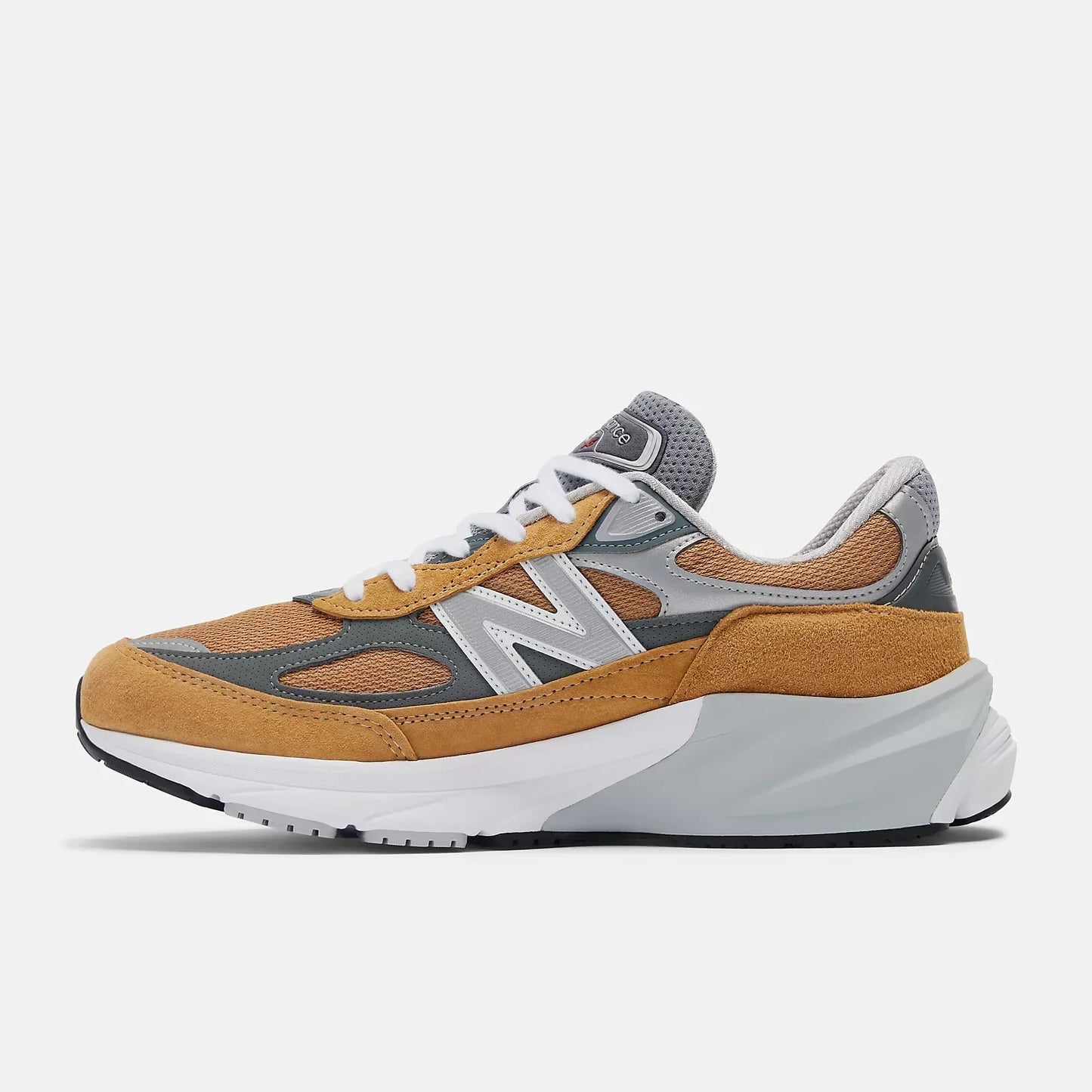 New Balance 990v6