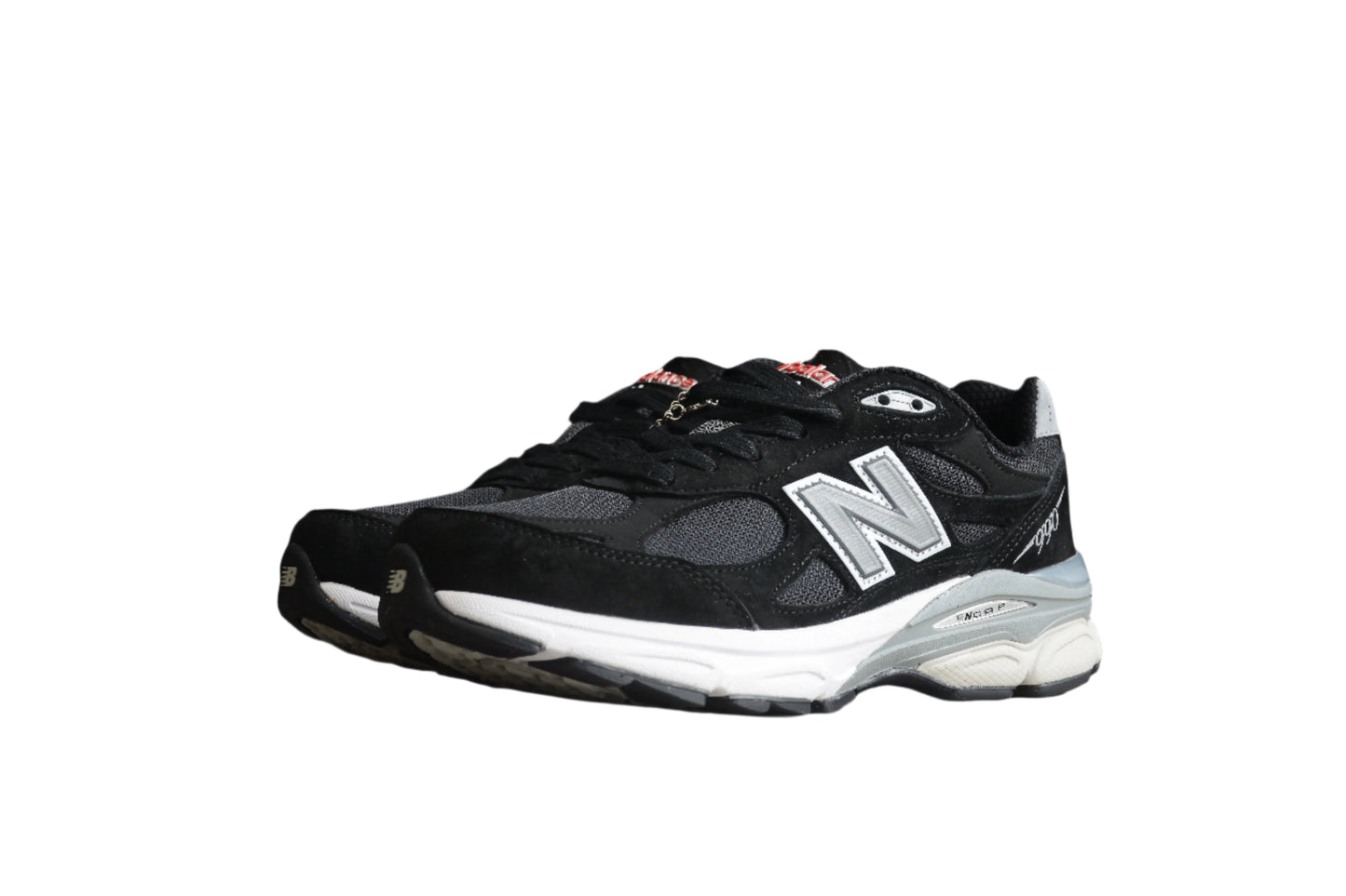 New Balance V3 990